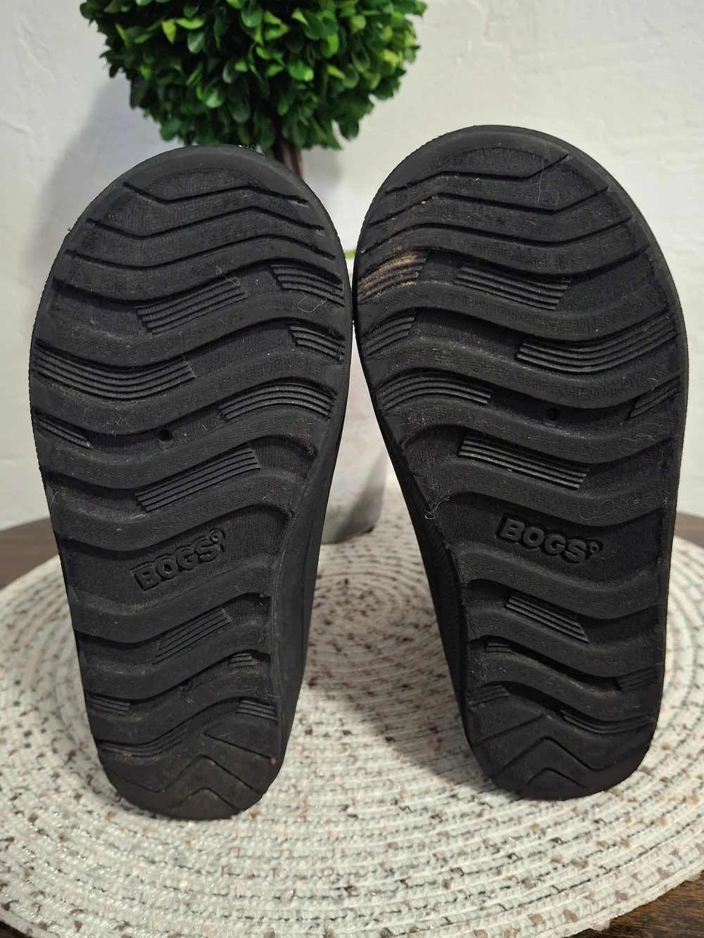 Kid's Bogs Purple Winter Snow Shell Boots
